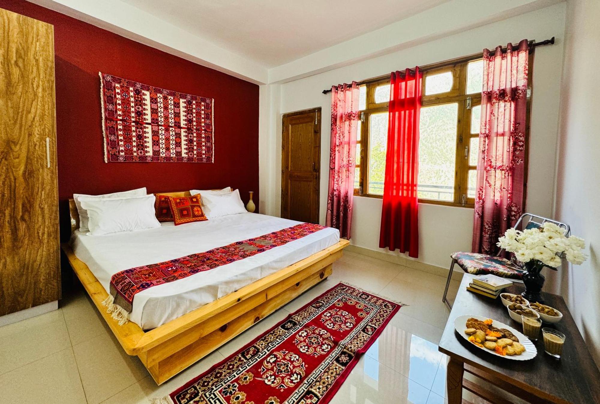Pine View Retreat Homestay Kalpa Exterior photo