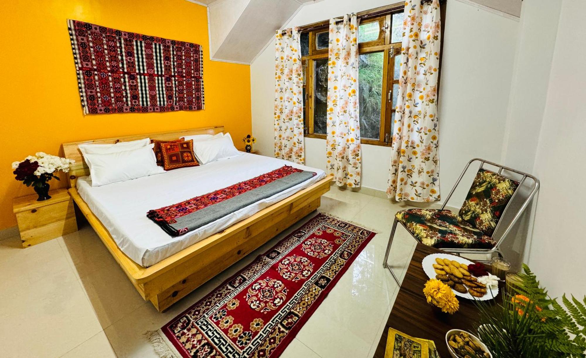 Pine View Retreat Homestay Kalpa Exterior photo